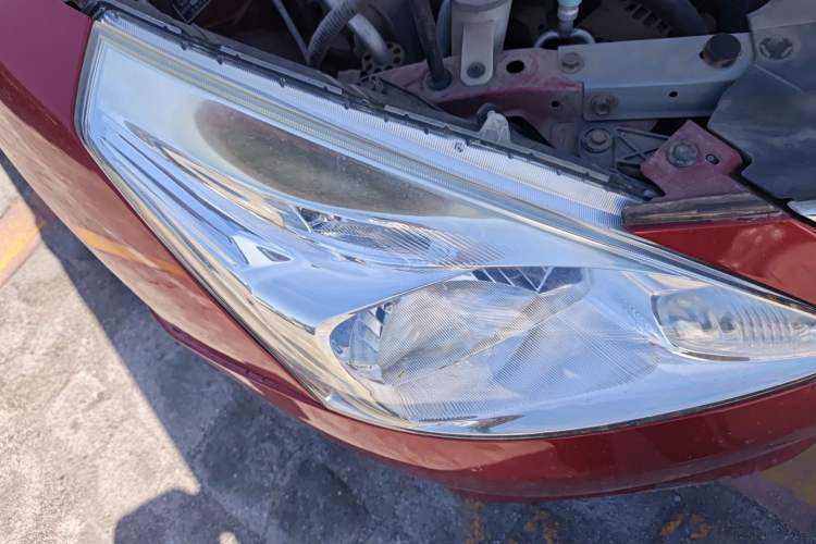 Used Nissan Tiida 2011 1.6L CVT Smart Version
