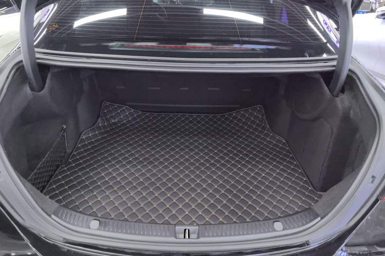 Used Mercedes-Benz E-Class 2023 E 300 L Sport Luxury Edition