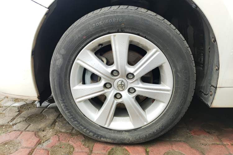 Used Toyota Verso 2014 Starlight 180E CVT Elite Edition