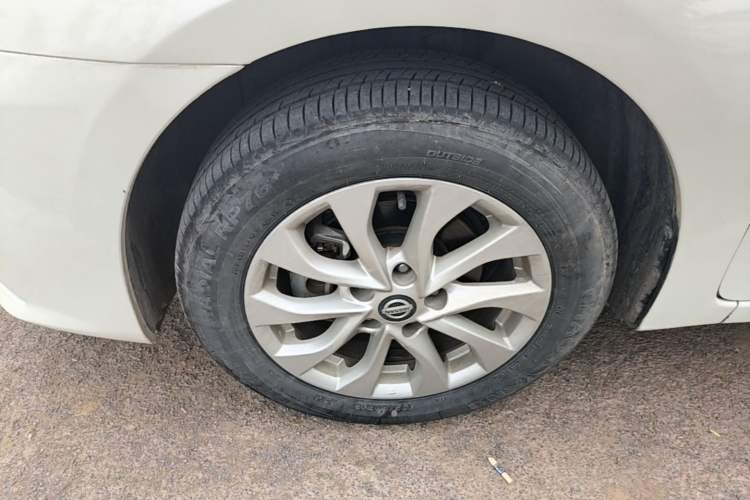 Used Nissan Sylphy 2019 1.6XV CVT Smart Connect Luxury Edition China VI Standard Left Front Wheel Hub