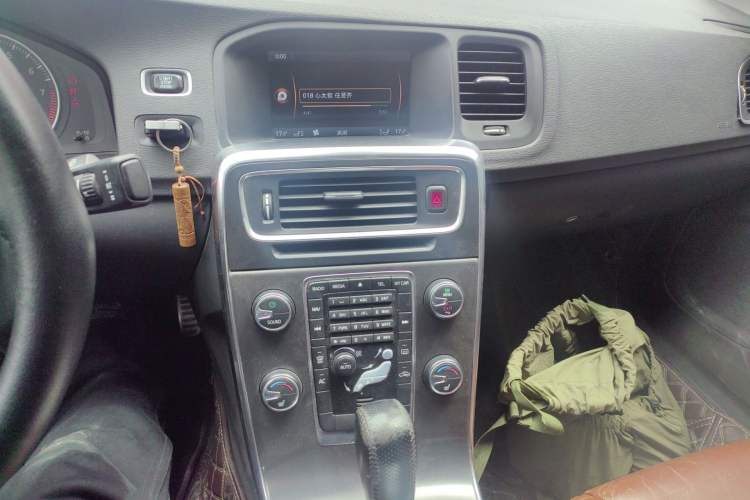 Used Volvo S60 2012 T5 Zhiya Edition