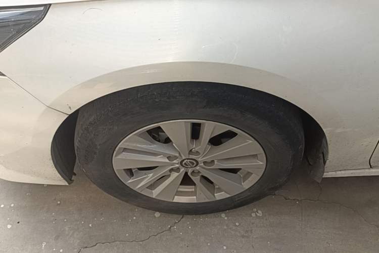 Used Nissan Teana 2019 2.0L XL Comfort Edition Left Front Wheel Hub