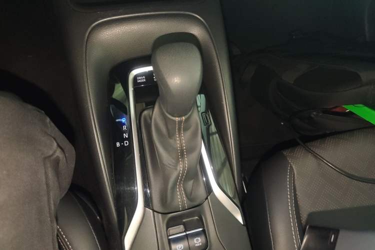 Used Toyota Levin 2023 Smart Electric Hybrid Dual-Engine 1.8L Sport Edition Gear Lever