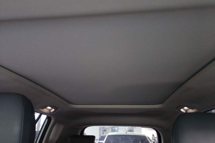 Used AION Y 2023 Younger