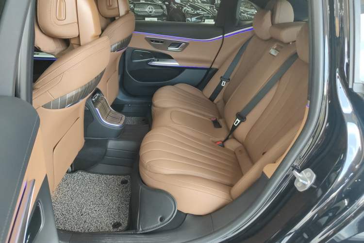 Used Mercedes-Benz E-Class 2025 E 300 L Stylish Model
