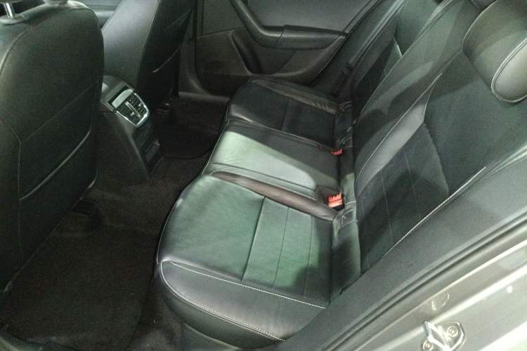 Used Skoda Octavia 2017 1.6L Automatic Chuanxing Edition
