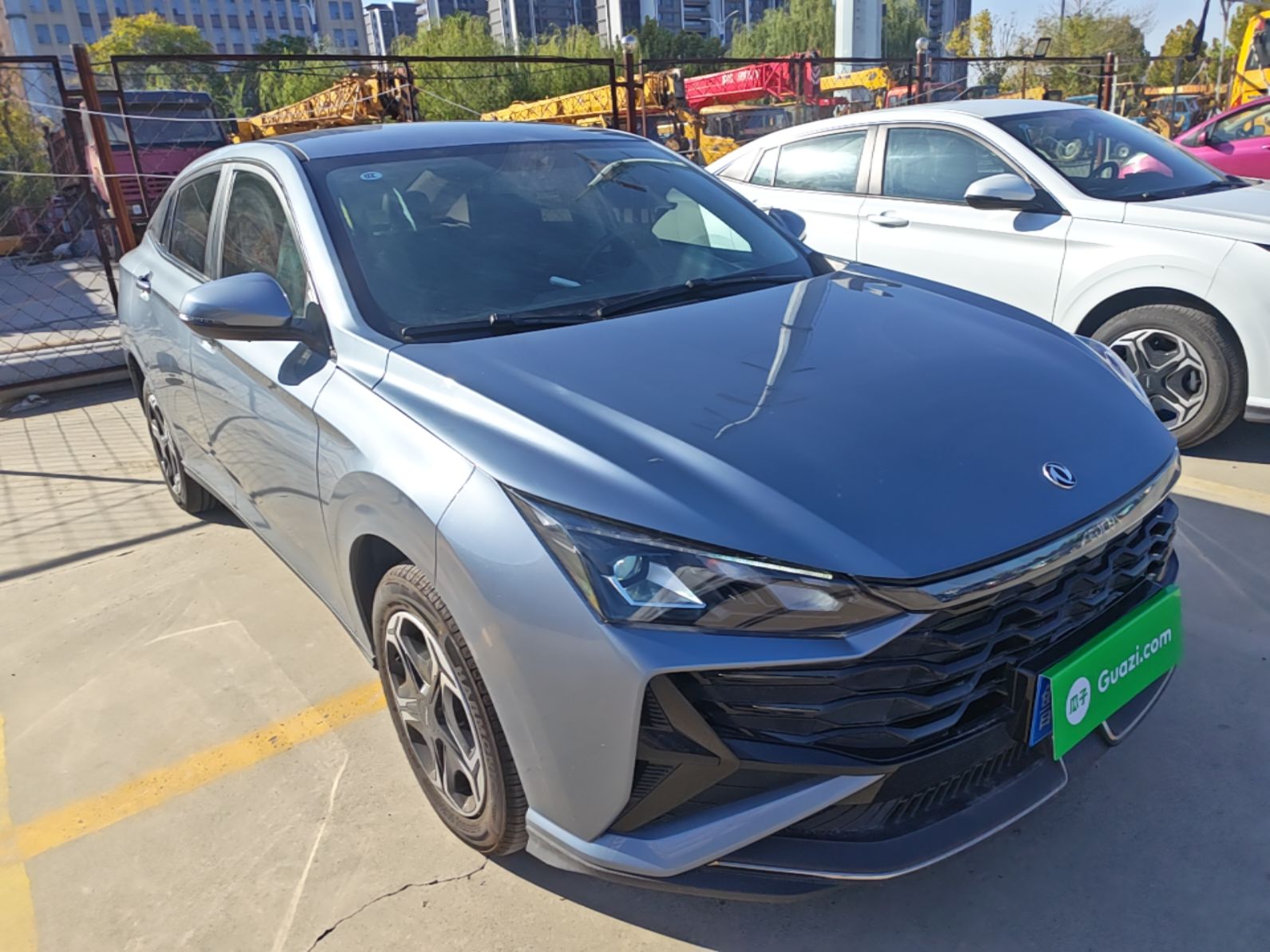 Dongfeng Aeolus Yixuan 2026 1.5L Automatic Luxury Edition — снимка 3