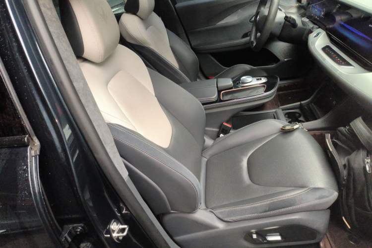 Used ARCFOX Alpha S 2022 708S+ 160kW
