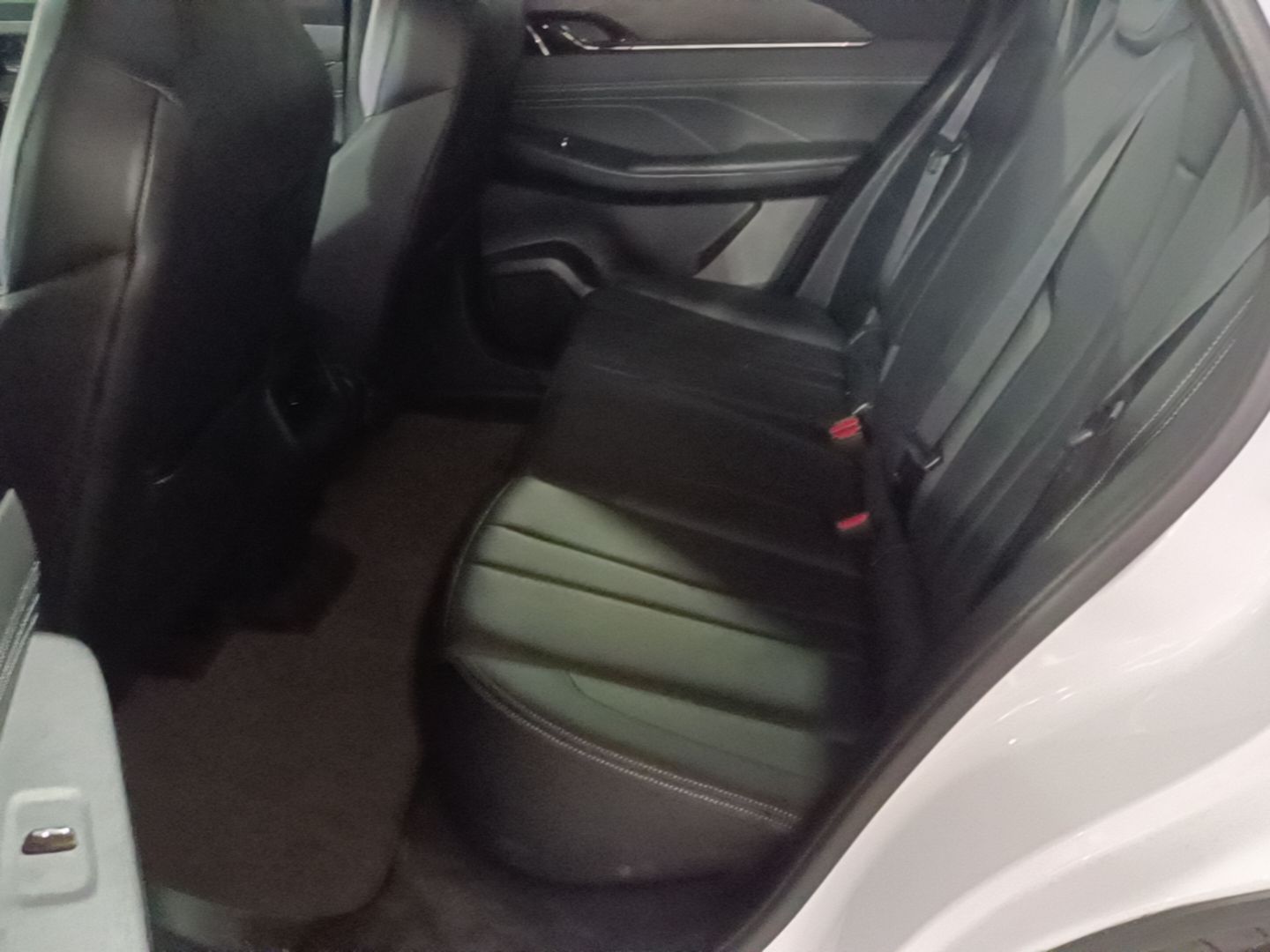 Dongfeng Aeolus L7 New Energy 2025 518 Comfort Edition — снимка 20