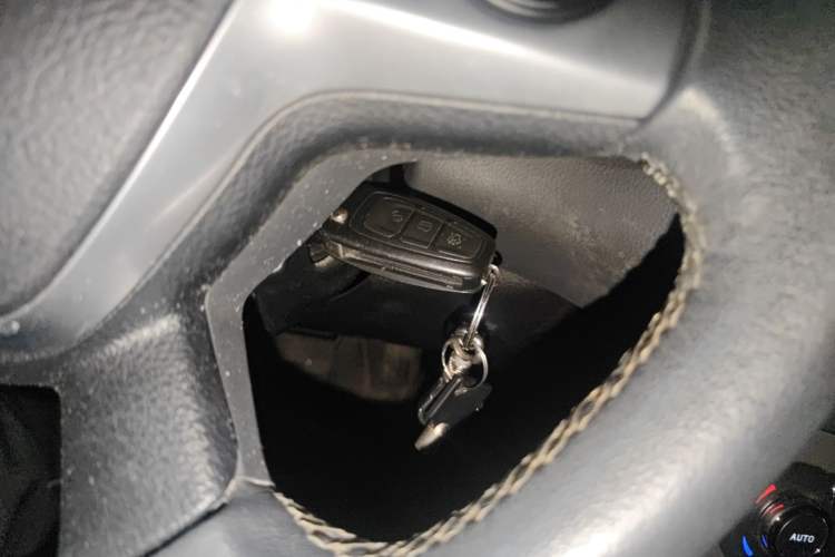 Used Ford Focus 2012 Sedan 1.6L Automatic Fashion Edition