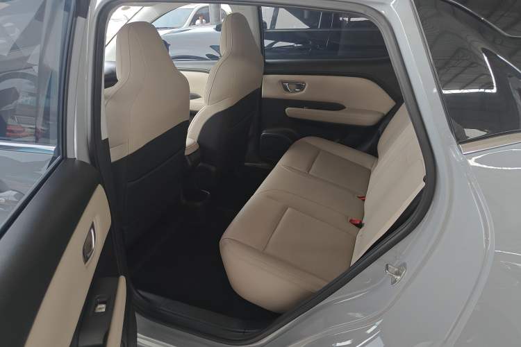 Used Wuling Bingo PLUS 2024 510 km Flagship Edition Four-Seater Version
