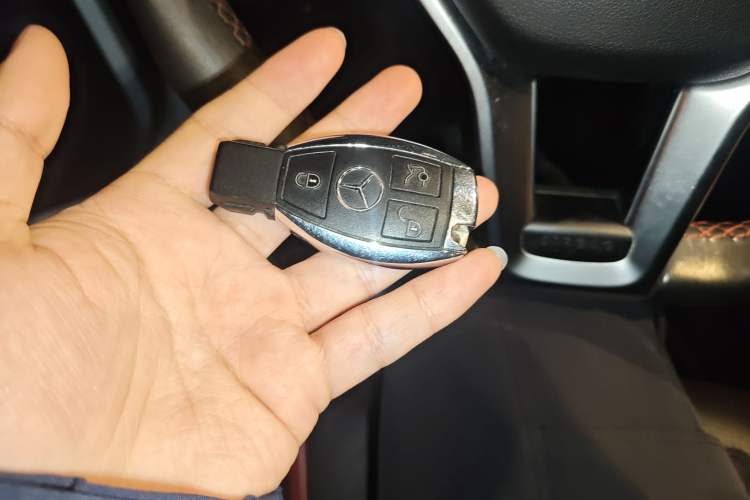 Used Mercedes-Benz GLA AMG 2015 AMG GLA 45 4MATIC Vehicle Key