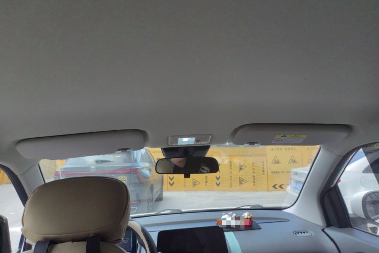 Used CHANGAN NEVO Lumin 2023 301km Honey Dew Edition
