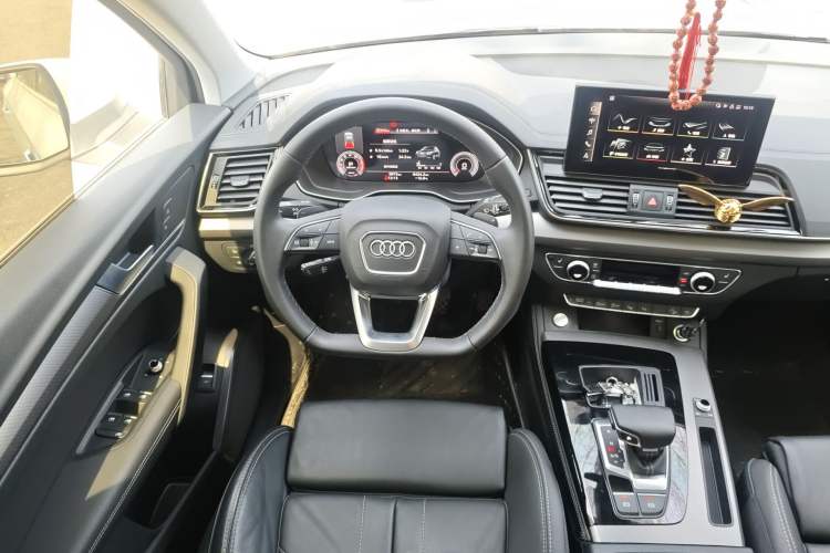 Used Audi Q5L 2022 40T Luxury Dynamic Model
