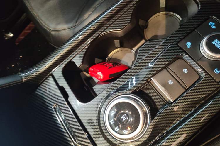 Used Ford Explorer 2020 EcoBoost 285 4x4 Titanium Edition 6 Seats