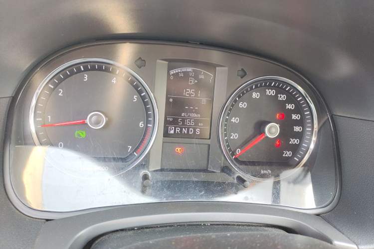 Used Volkswagen Lavida 2011 1.6L Automatic Premium Edition
