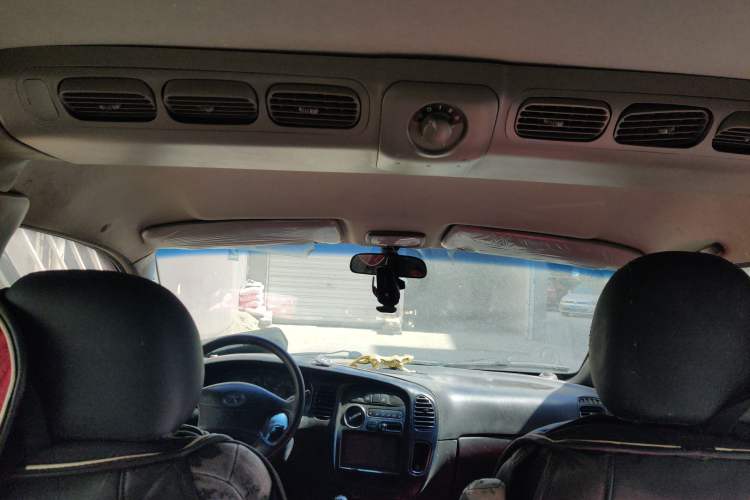 Used JAC Group Refine 2011 2.0L Shuttle Gasoline Comfort Edition HFC4GA3
