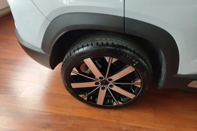 Used Geely Auto icon 2025 Linglong 1.5TD Ruyi Edition
