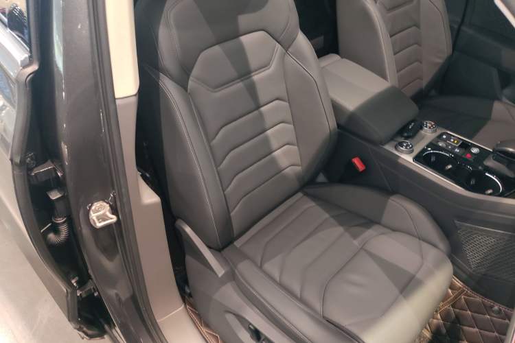 Used Volkswagen Touareg 2022 3.0 TSI Prestige Edition Classic Sport Package