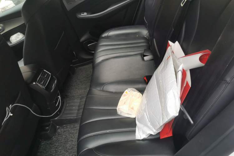 Used Roewe RX5 MAX 2019 300TGI Automatic Smart Cabin Flagship Edition
