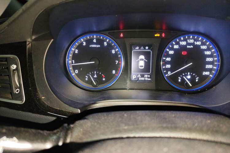 Used Hyundai Mistra 2014 1.8L Automatic Smart GLS
