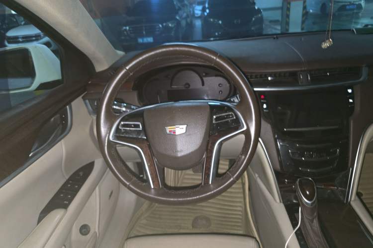 Used Cadillac XTS 2016 28T Elite Edition Steering Wheel