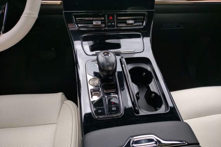 Used GAC Trumpchi M8 2023 Zongshi Series 400T Flagship Edition Gear Lever