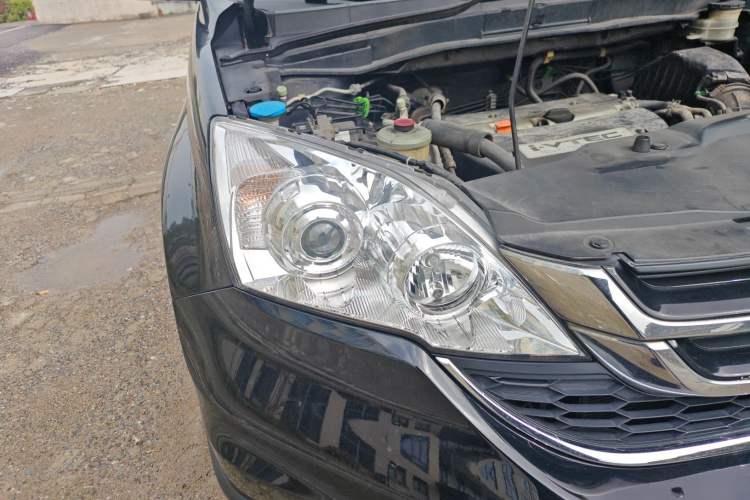 Used Honda CR-V 2010 2.4L automatic four-wheel drive luxury version Right Front Headlight