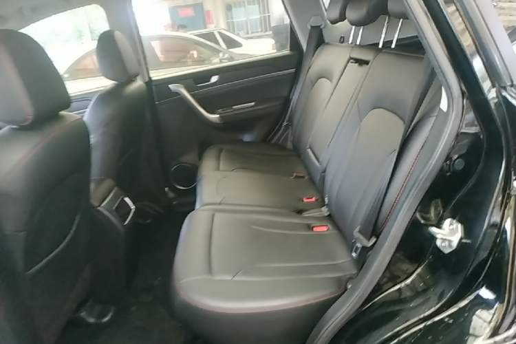 Used Haval M6 2017 1.5T Automatic Two-Wheel Drive Elite Model