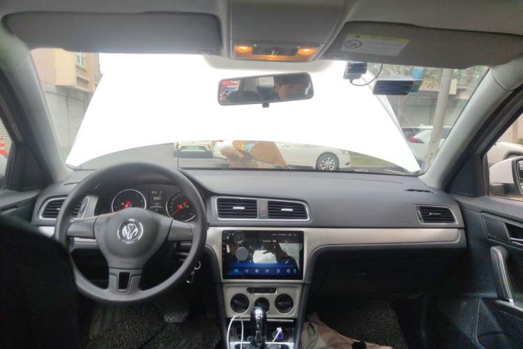 Used Volkswagen Lavida 2013 Restyled Classic 1.6L Automatic Comfort Edition
