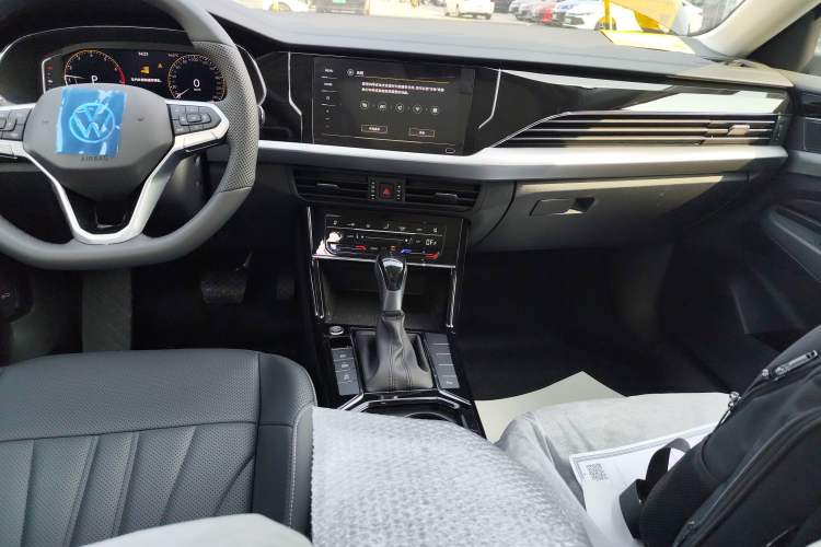 Used Volkswagen Passat 2026 Model, Outstanding 380TSI Xingkong Longteng Edition
