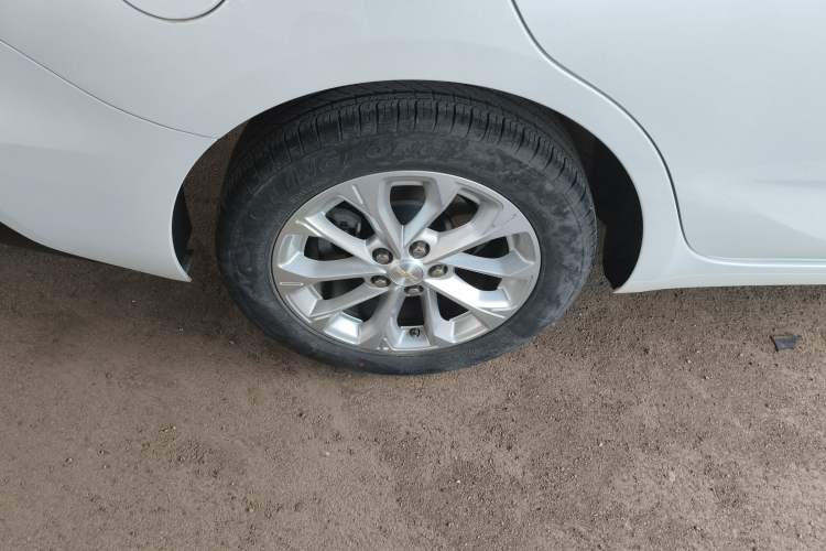 Used Chevrolet Monza 2024 1.5L Dual-Clutch Enjoyment Edition Right Rear Wheel Hub