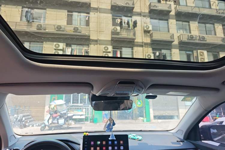 Used Geely Auto Preface 2023 2.0TD Luxury Version Headliner