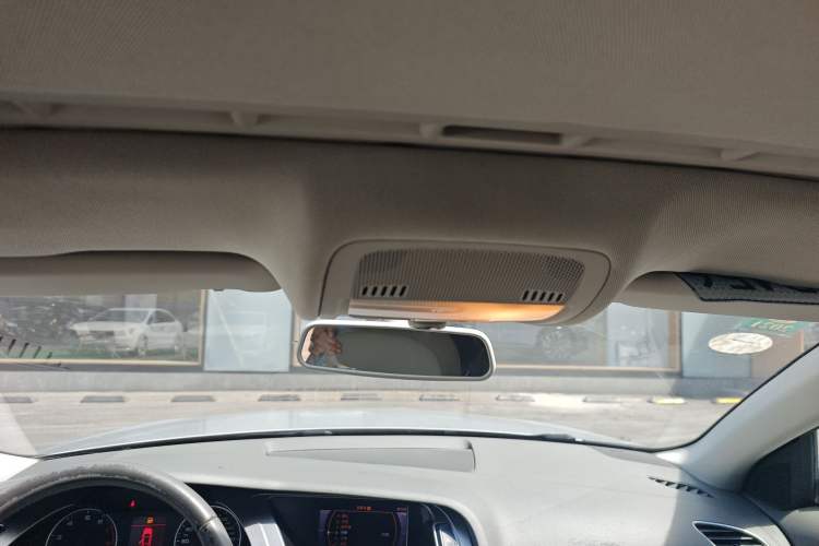 Used Audi A4L 2011 2.0 TFSI Standard Model Headliner