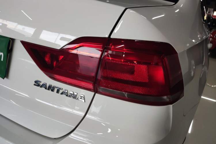 Used Volkswagen Santana 2021 1.5L Automatic Fashion Edition Right Rear Taillight