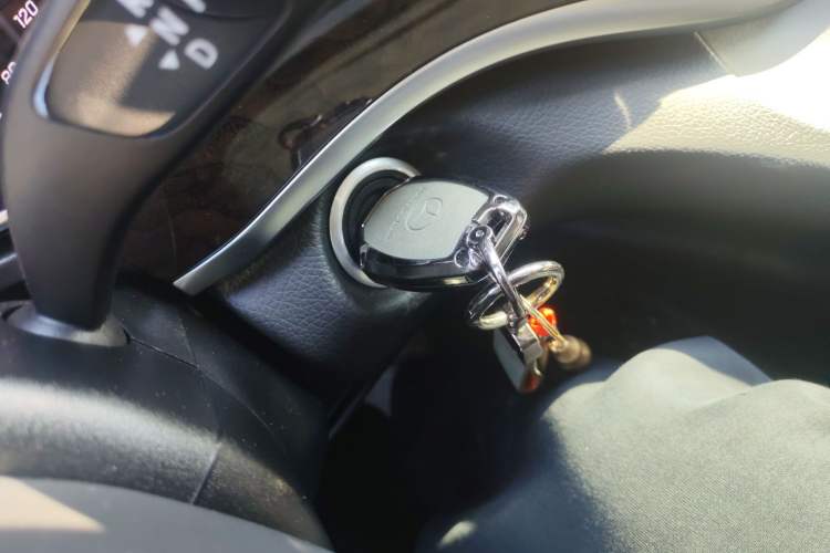 Used Mercedes-Benz V-Class 2018 V 260 Prestige Edition China VI
