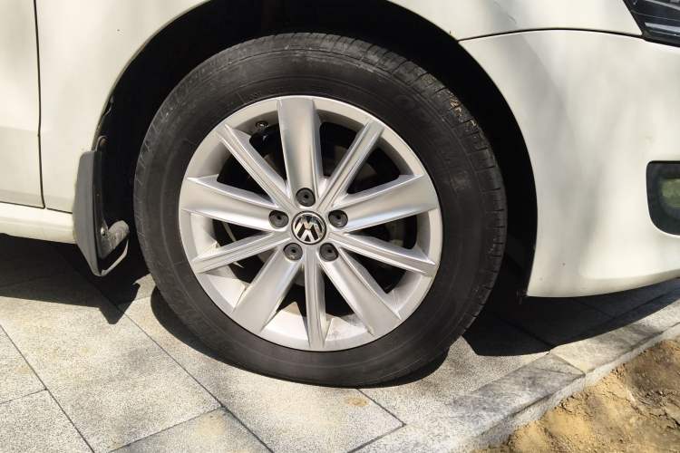 Used Volkswagen Polo 2013 1.6L Automatic Luxury Edition
