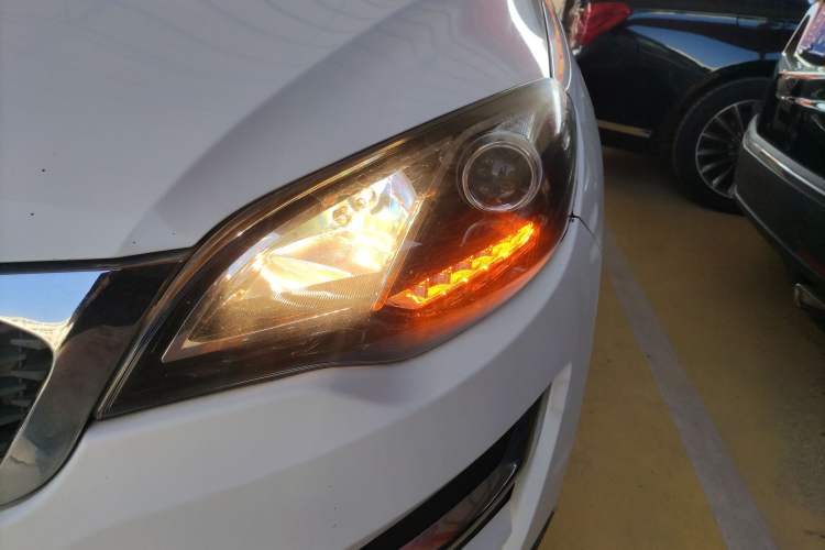 Used Zotye Domy X5 2017 Value Edition 1.6L Manual Comfort Model