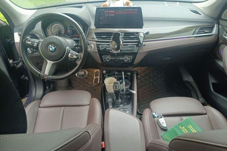 Used BMW X1 2020 xDrive25Li Luxury Edition Center Console