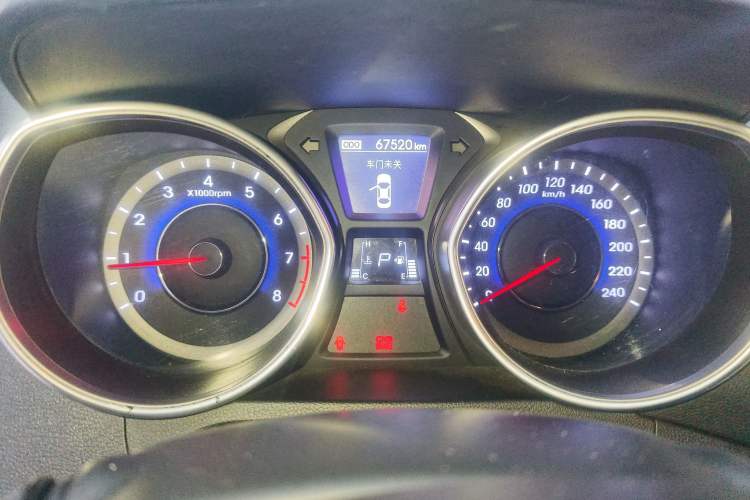 Used Hyundai Elantra (5th Generation / Langdong) 2015 1.6L Automatic Leading Model
