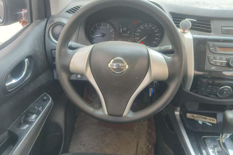 Used Nissan Navara 2017 2.5L Automatic 2WD Luxury Edition QR25 Steering Wheel