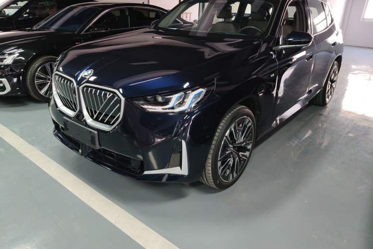 Used BMW X3 2025 xDrive30L Luxury Edition M Sport Package Left Front Headlight