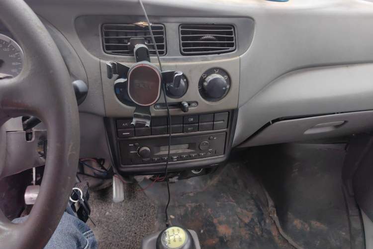 Used CHANGAN KAICHENG Star 3 2015 1.0L Value Edition Non-Air-Conditioned C10 Audio And AC Panel