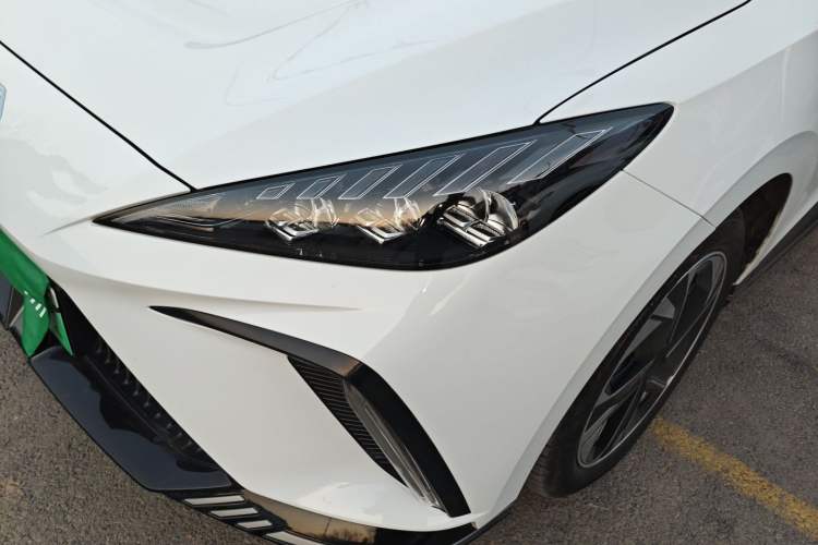 Used MG 4 EV 2022 425 km Flagship Edition