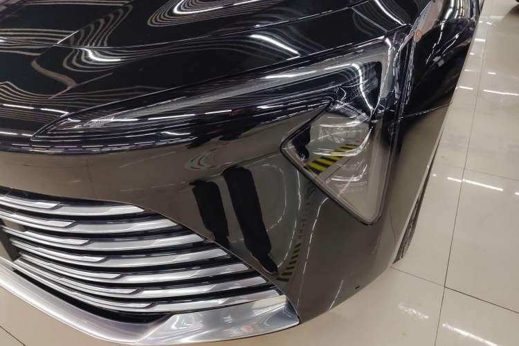 Used Buick LaCrosse 2026 Model 28T Platinum Edition
