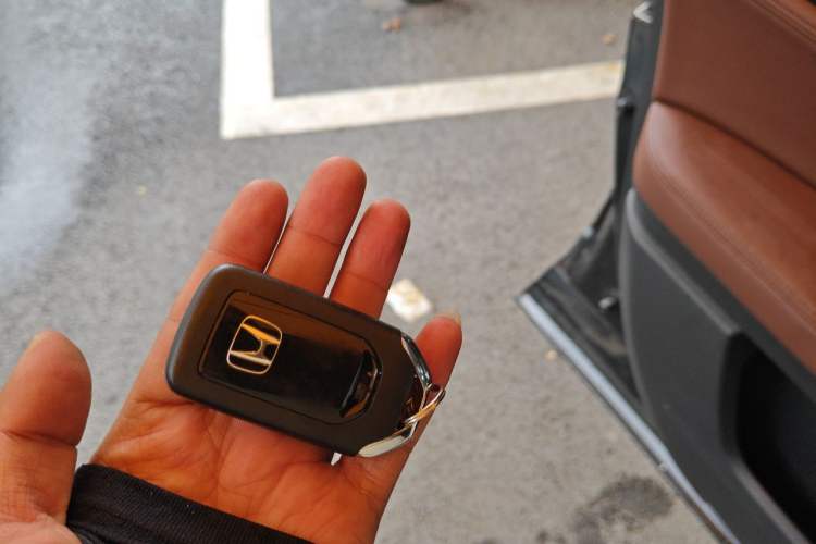 Used Honda UR-V 2020 370TURBO Two-Wheel Drive Luxury Edition
