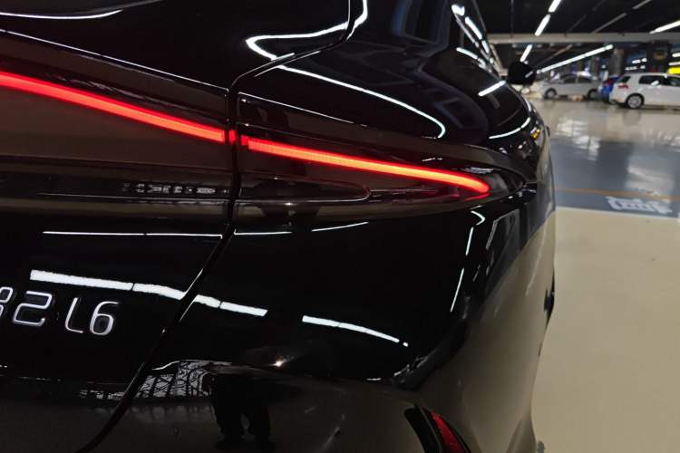 Used IM L6 2024 Max Standard Edition Right Rear Taillight