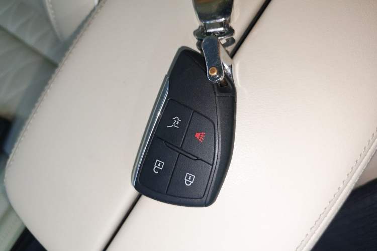 Used Buick Envision 2022 Encore Plus Avenir Aivia 7-Seater Edition Vehicle Key