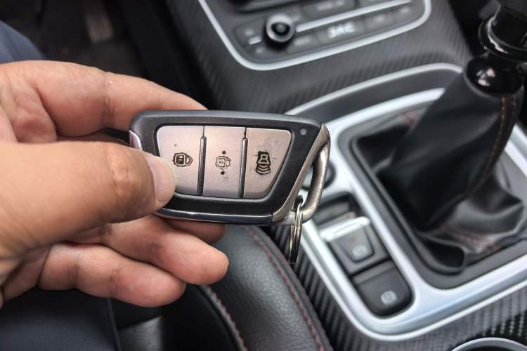 Used JAC Group Refine S7 2017 1.5T Manual Luxury Model
