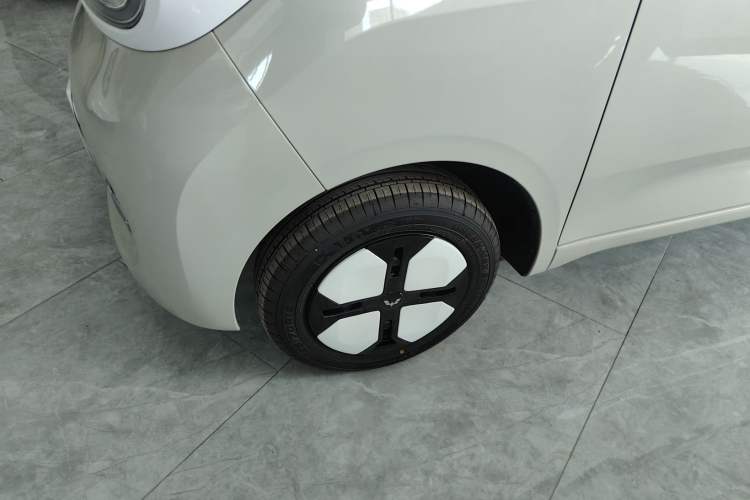 Used Wuling Hongguang MINIEV 2024 3rd Generation 215km Advanced Version